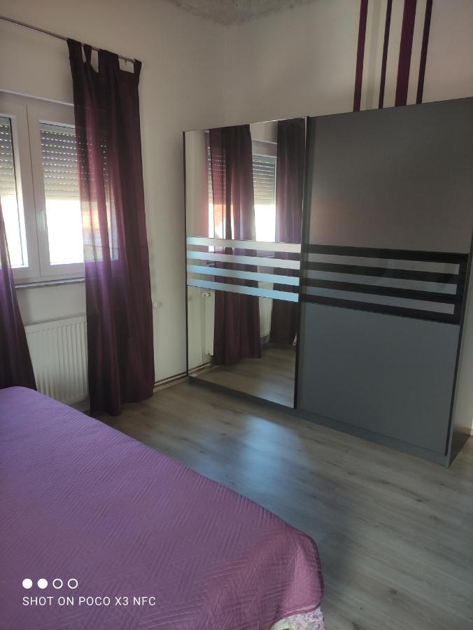 Apartmani Lana Шибеник Екстер'єр фото