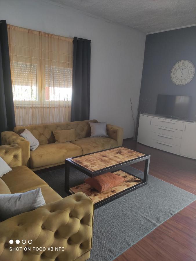 Apartmani Lana Шибеник Екстер'єр фото